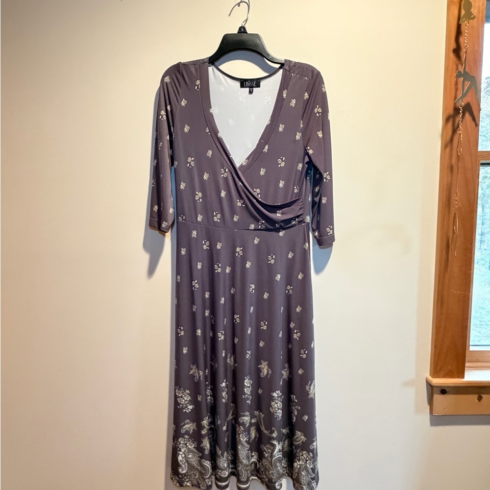 Elegant Gray Floral Midi Dress